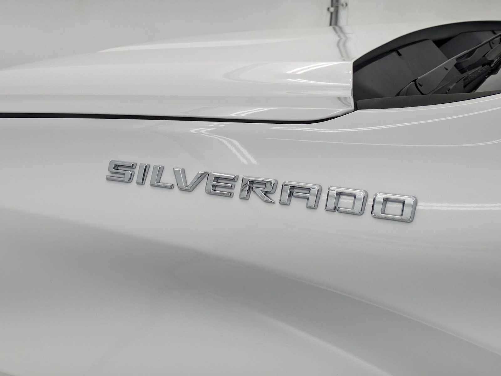 Used 2020 Chevrolet Silverado 1500 LT w/ All-Star Edition AWD/4WD image 11