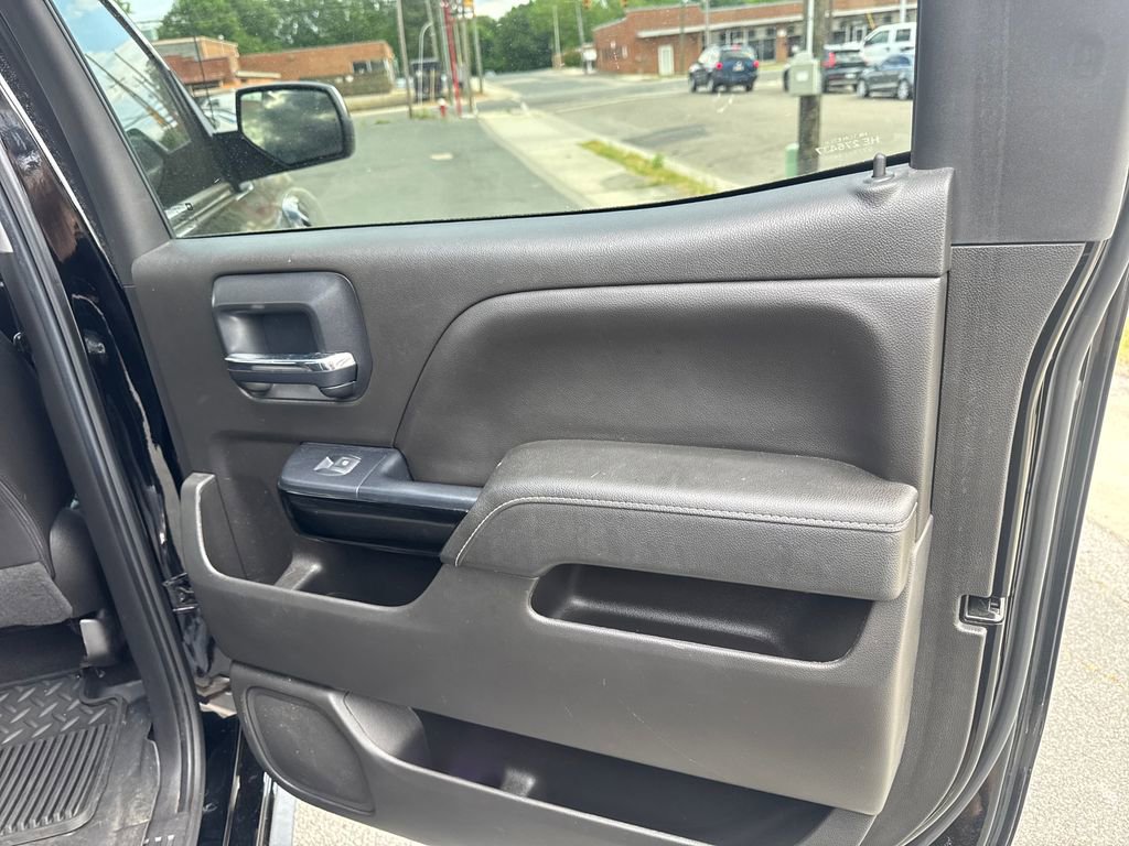 Used 2018 Chevrolet Silverado 1500 LTZ Z71 w/ LTZ Plus Package AWD/4WD image 85