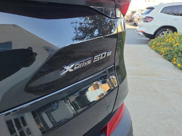 Certified 2025 BMW X5 xDrive50e w/ Premium Package AWD/4WD image 11