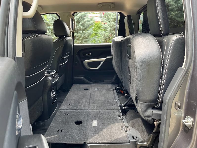 Used 2018 Nissan Titan PRO-4X w/ Pro-4x Convenience Package AWD/4WD image 42
