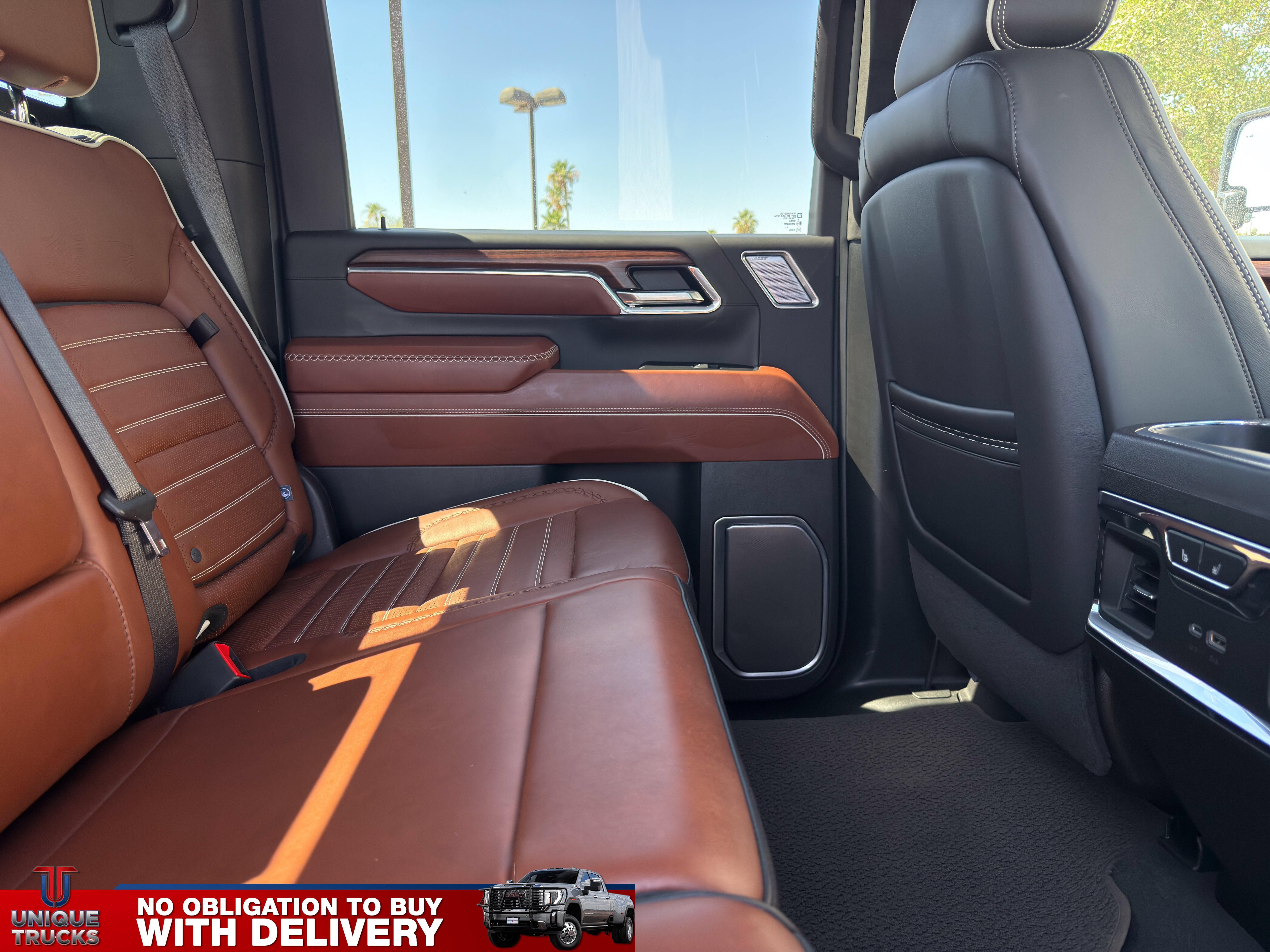 Used 2024 GMC Sierra 3500 Denali Ultimate AWD/4WD image 28