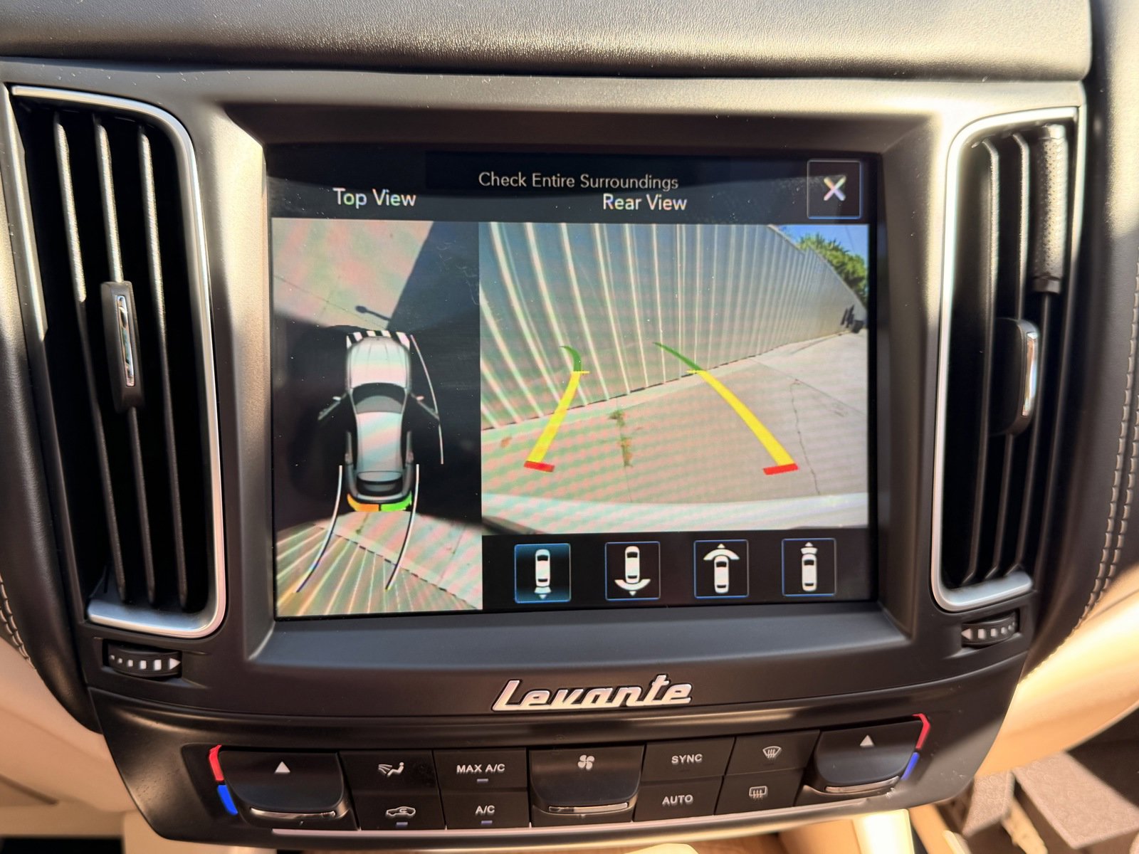 Used 2017 Maserati Levante S AWD/4WD image 34