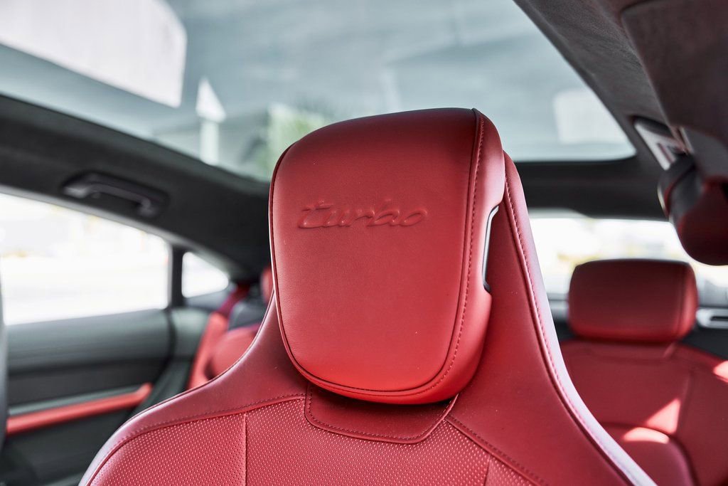 Used 2020 Porsche Taycan Turbo image 46