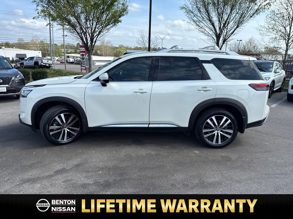Certified 2024 Nissan Pathfinder Platinum w/ Cargo Package image 5