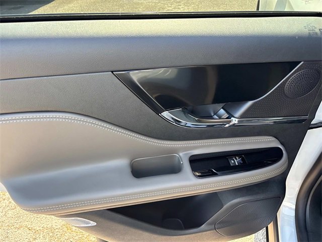 New 2025 Lincoln Corsair Reserve w/ Jet Appearance Package image 19