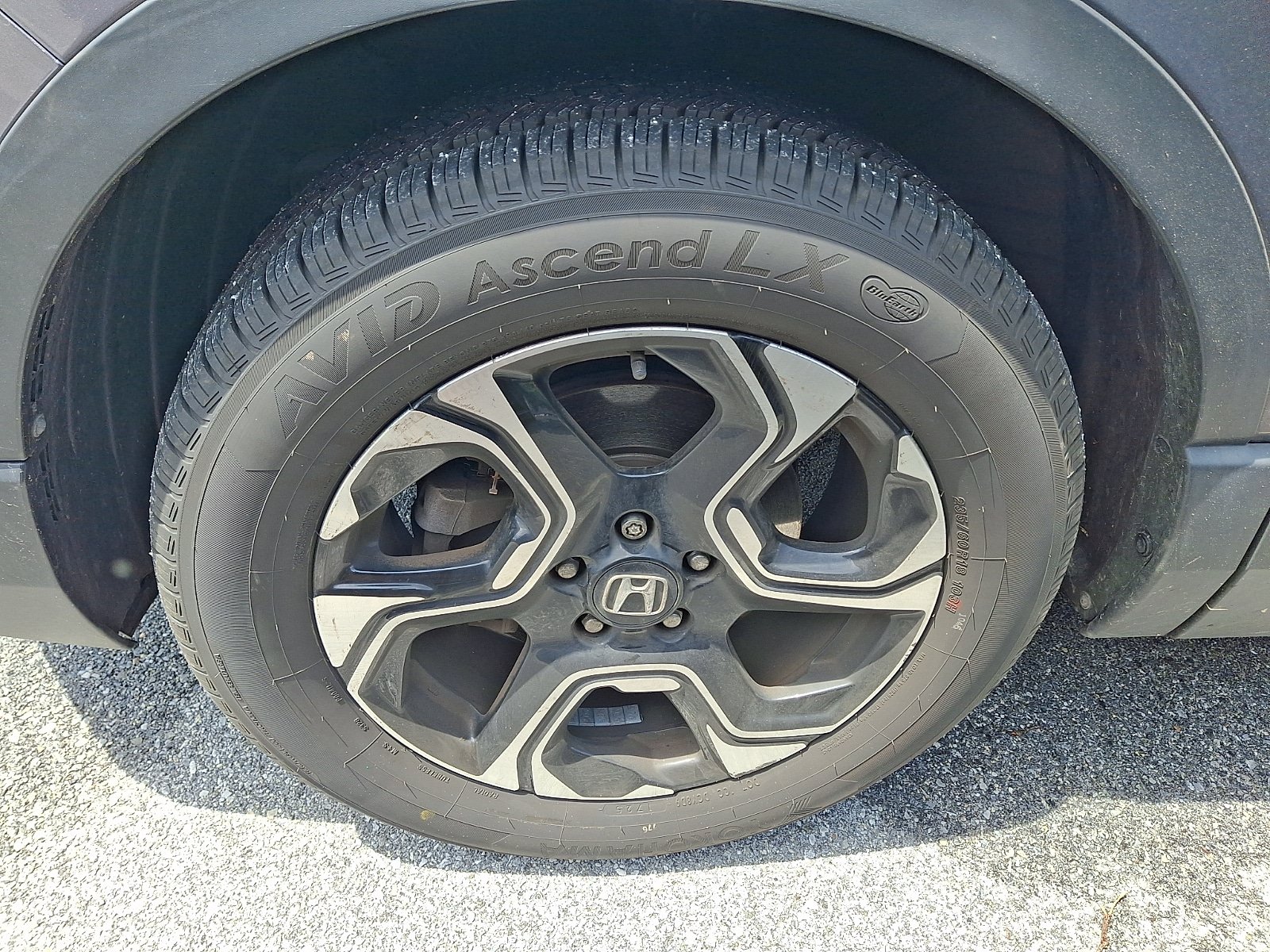 Used 2018 Honda CR-V Touring image 4