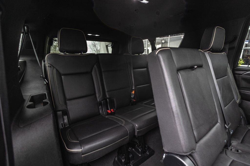 Used 2023 GMC Yukon XL SLT AWD/4WD image 27