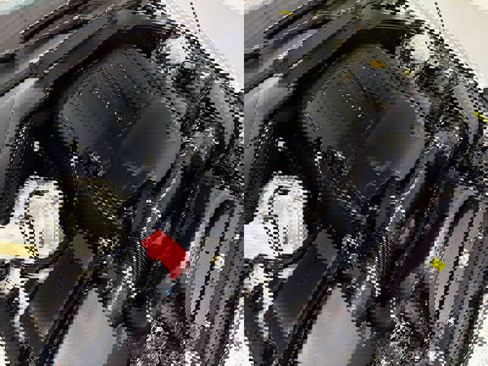 Used 2018 Jaguar XF S image 31