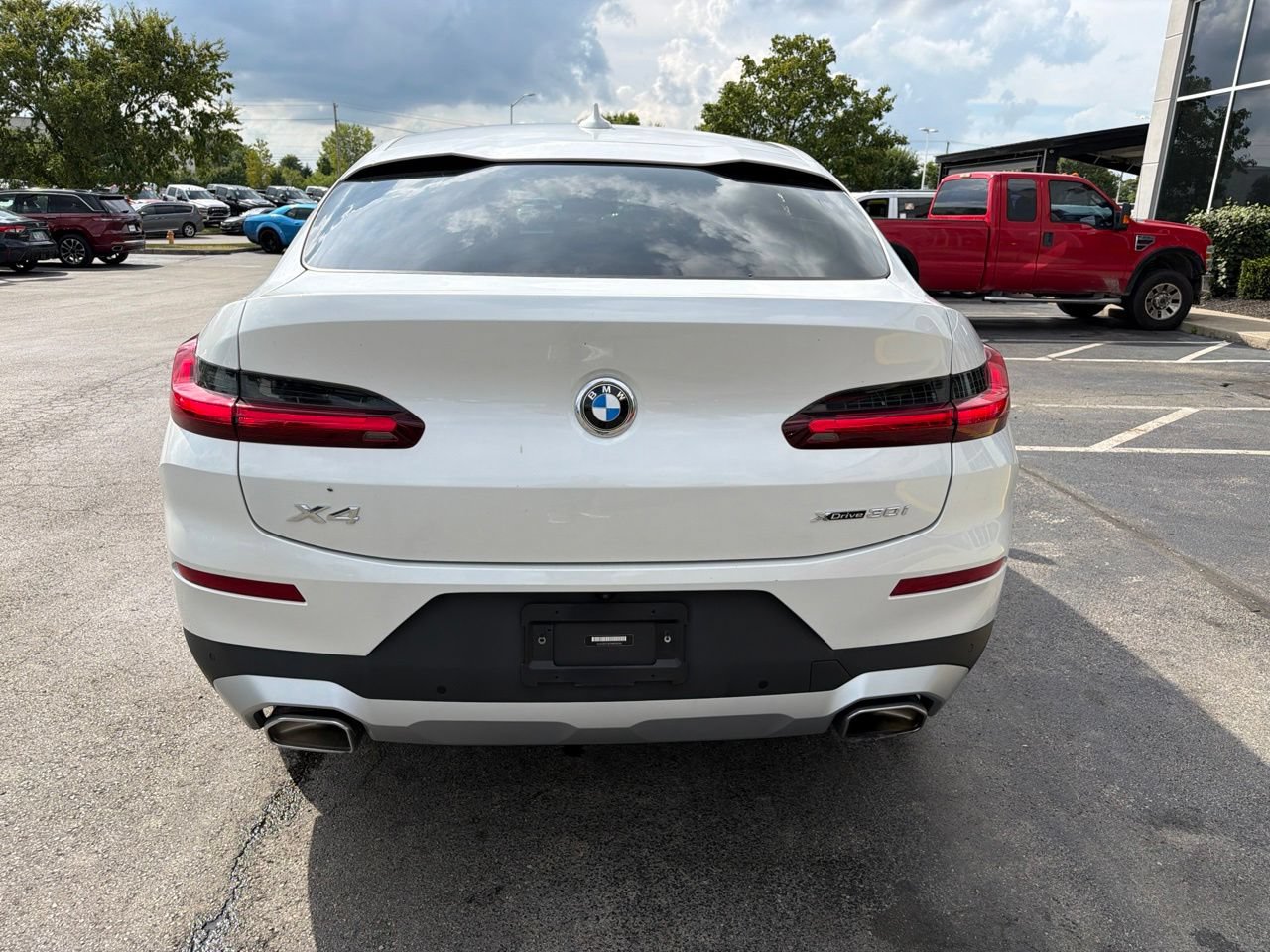 Used 2022 BMW X4 xDrive30i AWD/4WD image 8
