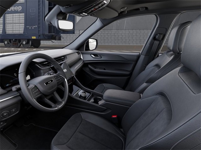 New 2025 Jeep Grand Cherokee Altitude image 22