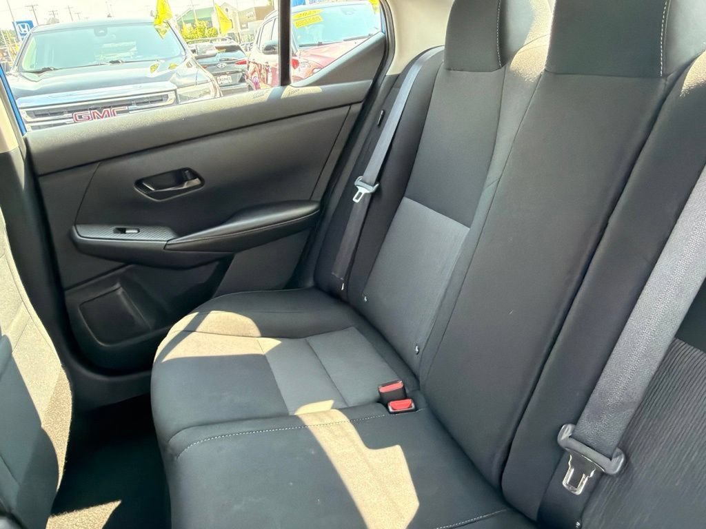 Used 2025 Nissan Sentra SV FWD image 14