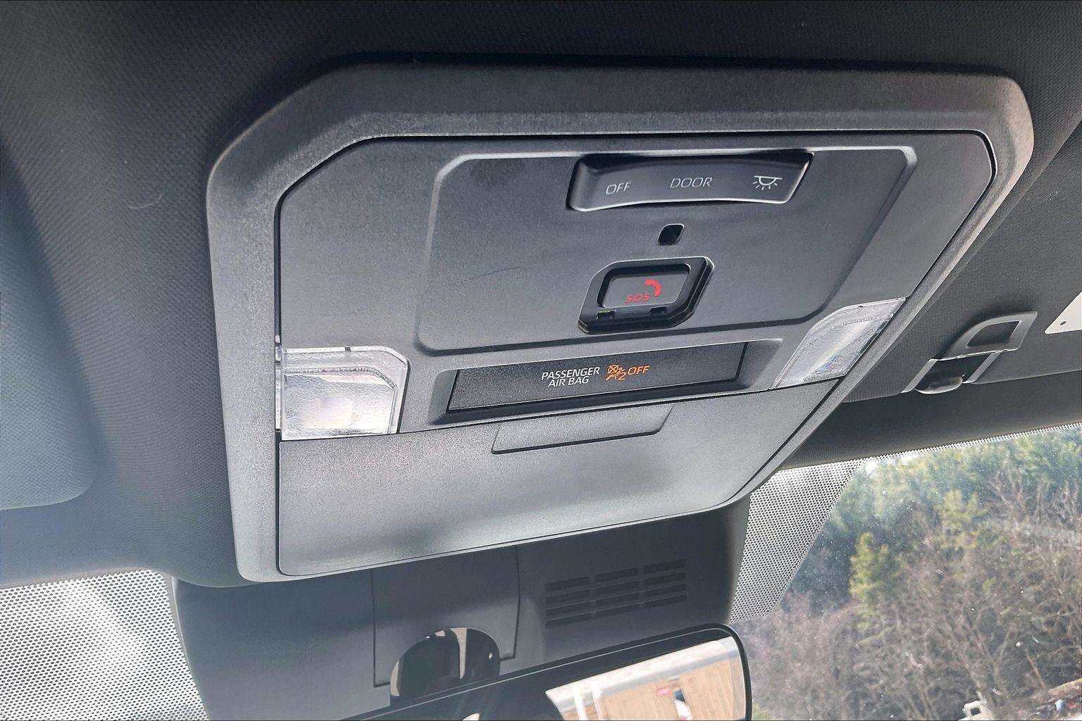 Used 2024 Toyota Tacoma TRD Off-Road image 33