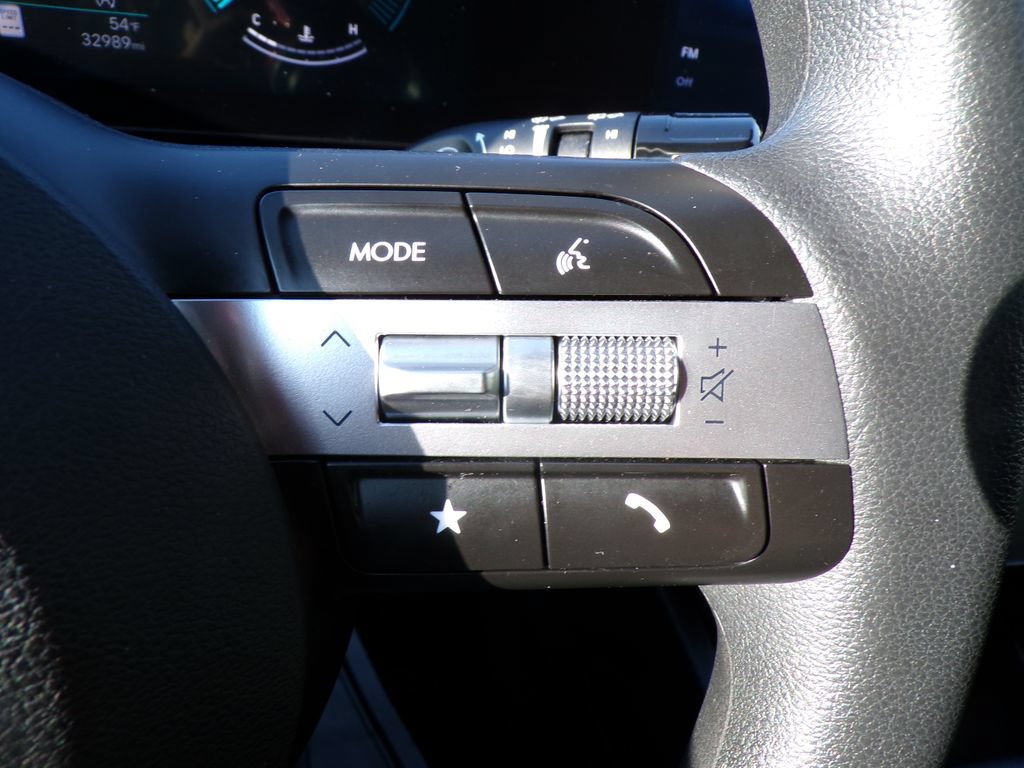 Certified 2025 Hyundai Tucson SEL AWD/4WD image 31