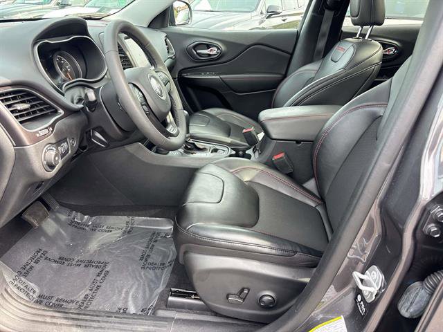 Certified 2022 Jeep Cherokee Trailhawk w/ Sun, Sound & Nav Group image 9