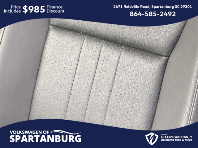 Used 2023 Volkswagen Tiguan SE image 16