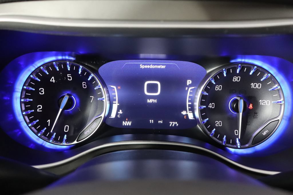 New 2027 Chrysler Pacifica Select FWD image 11