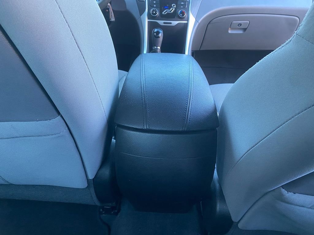 Used 2013 Hyundai Sonata GLS w/ Popular Equipment Pkg FWD image 26