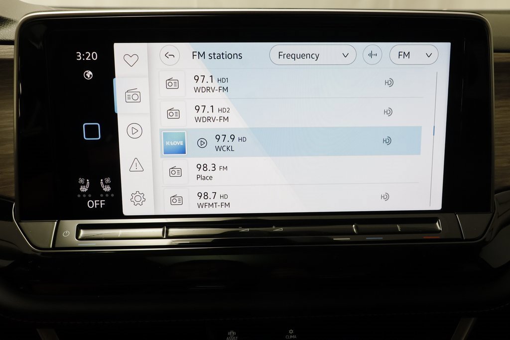 New 2026 Volkswagen Atlas SEL Premium R-Line image 10