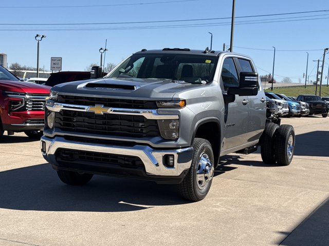 New 2026 Chevrolet Silverado 3500 LT w/ Convenience Package image 10