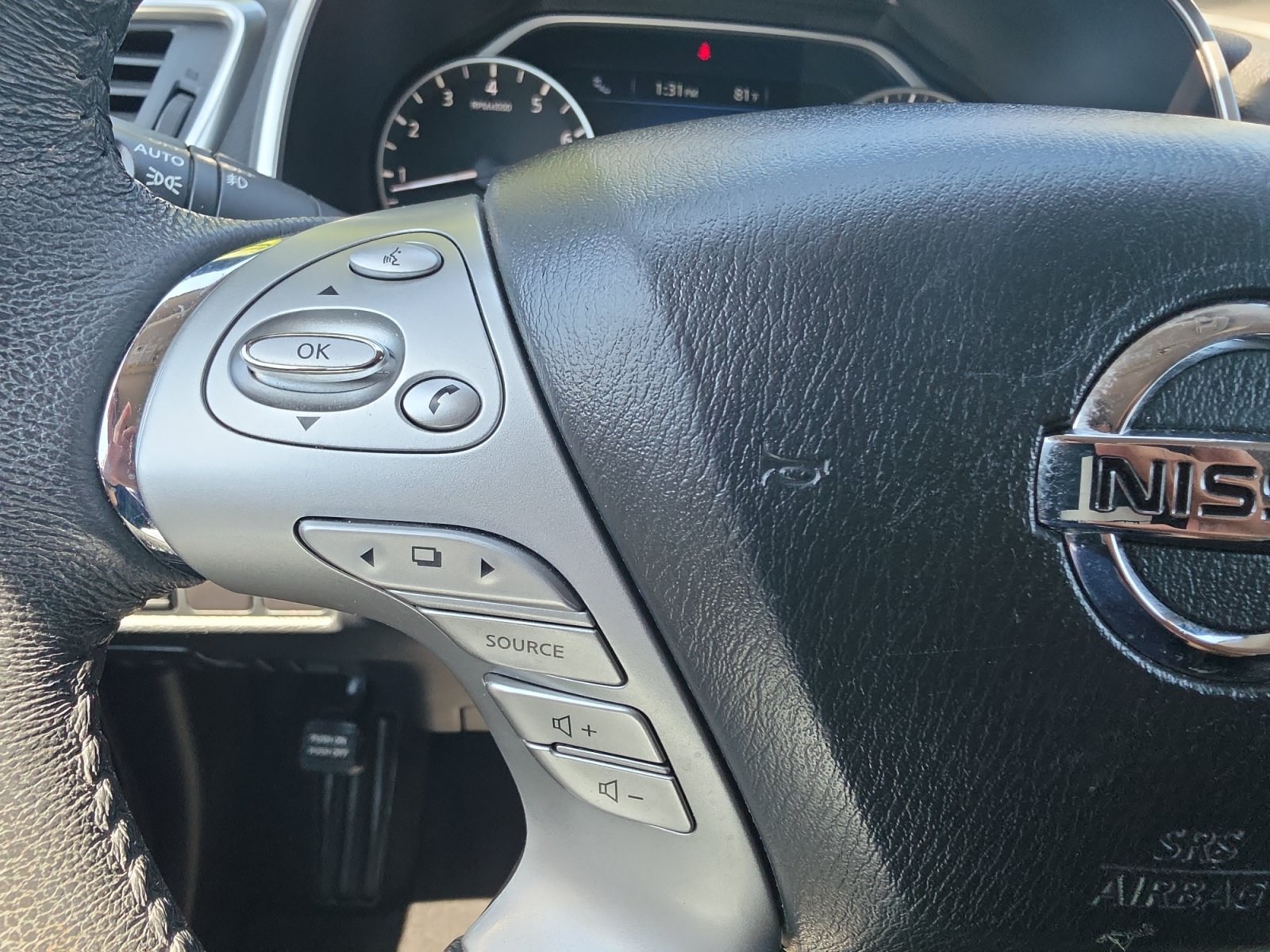 Used 2017 Nissan Murano SL FWD image 11