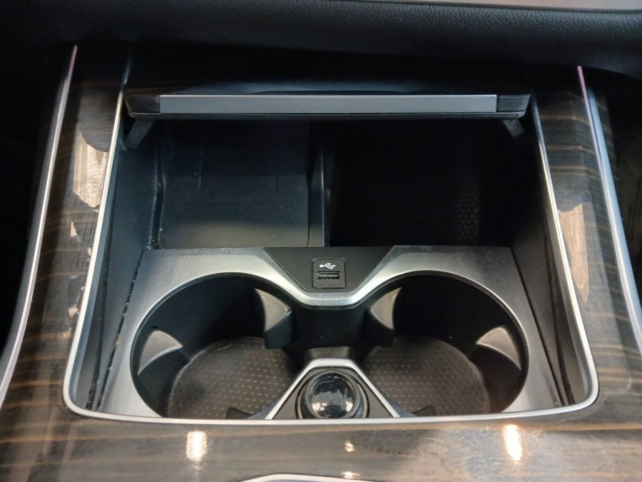 Used 2024 BMW X7 xDrive40i w/ M Sport Package image 15