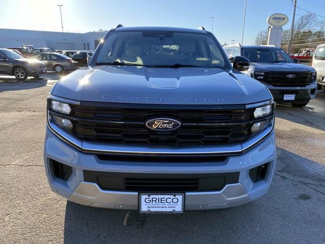 Used 2025 Ford Expedition Platinum w/ Driver's Package image 10