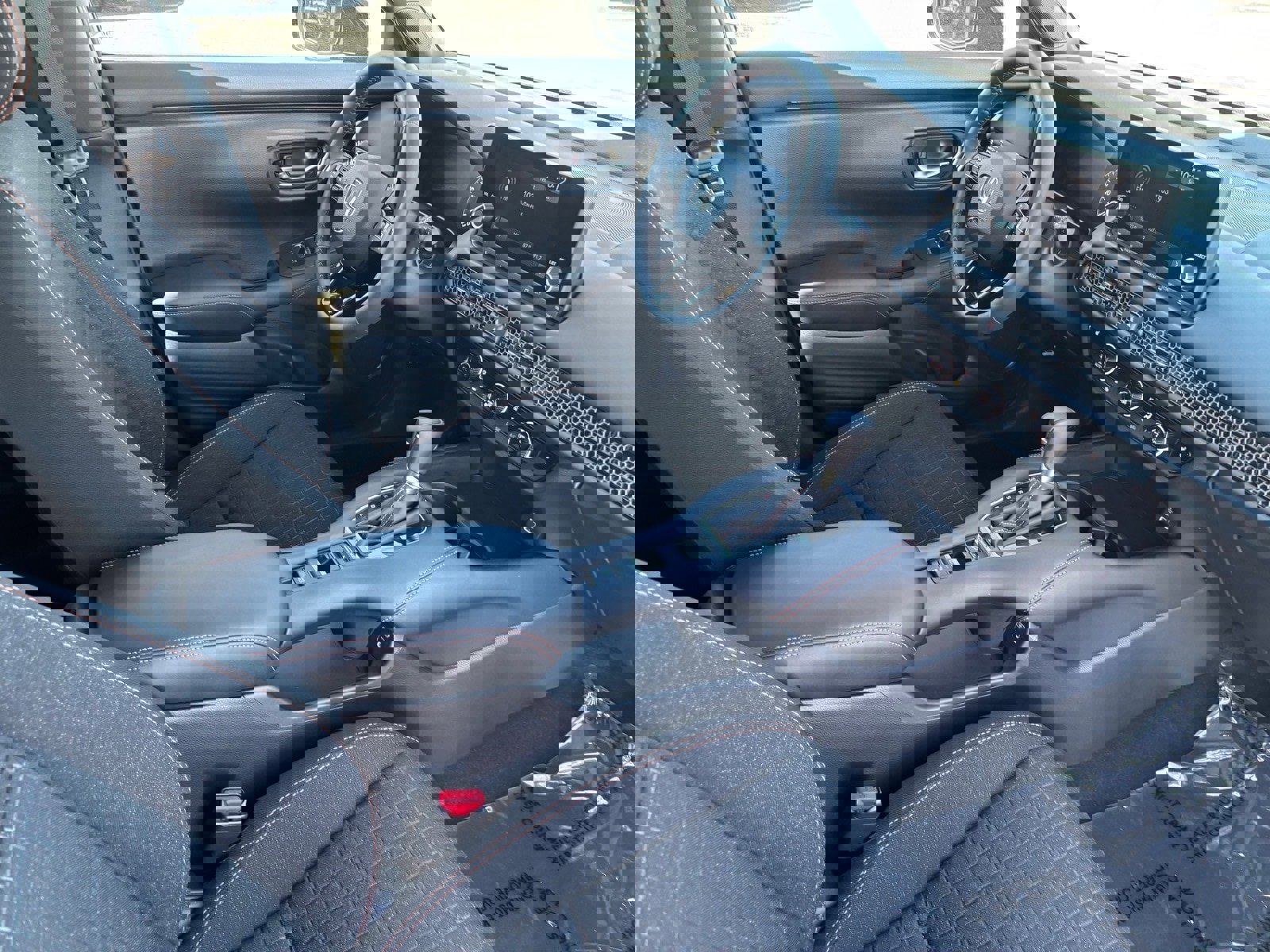 Used 2024 Honda HR-V Sport image 13