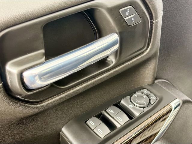 Used 2022 GMC Sierra 1500 SLE image 17