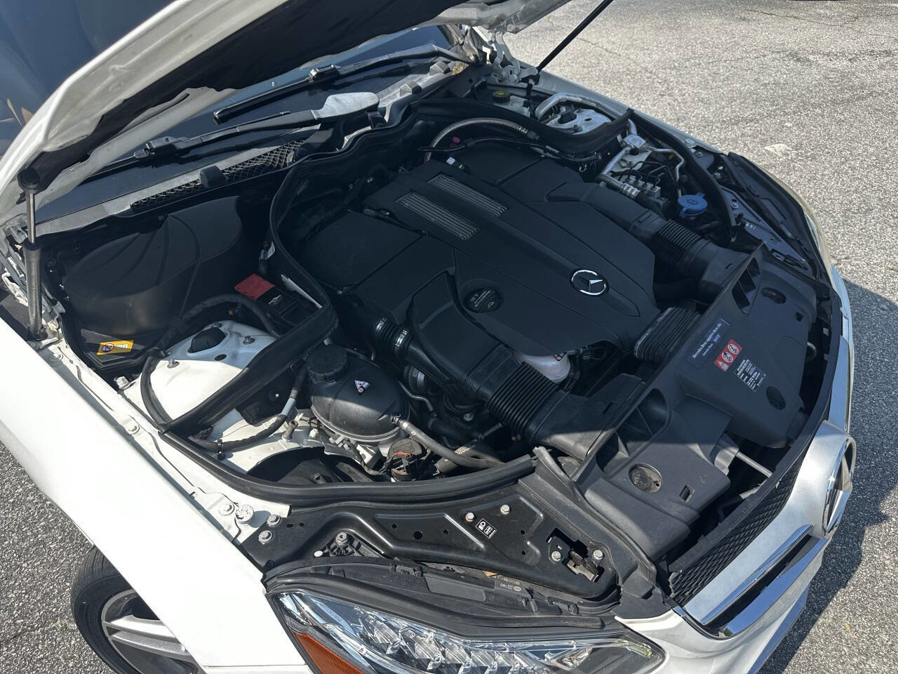 Used 2016 Mercedes-Benz E 400 4MATIC Coupe image 38