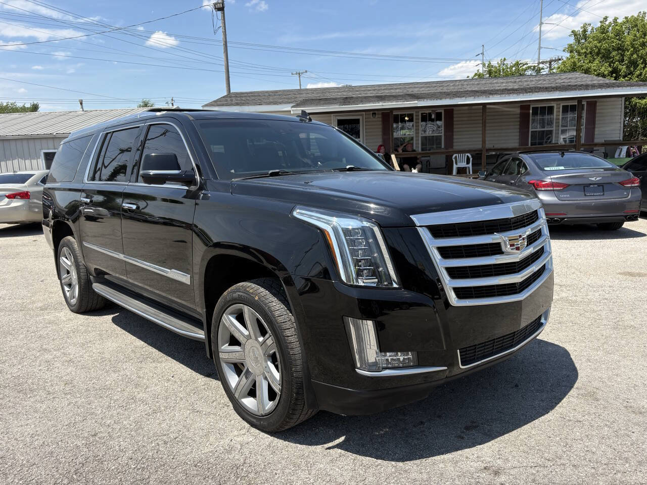 Used 2015 Cadillac Escalade ESV Luxury RWD image 5