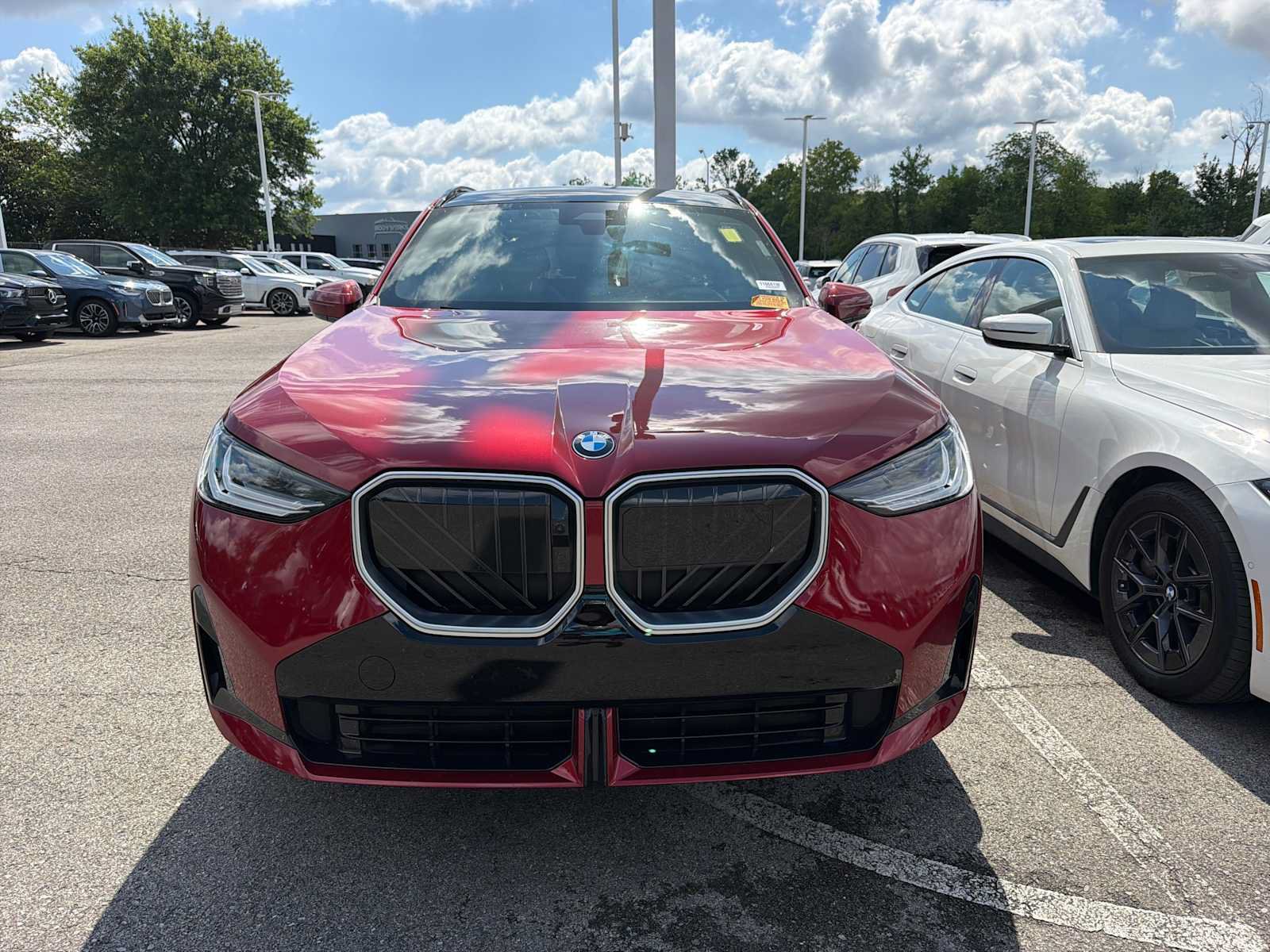 Used 2025 BMW X3 xDrive30i w/ Premium Package AWD/4WD image 2