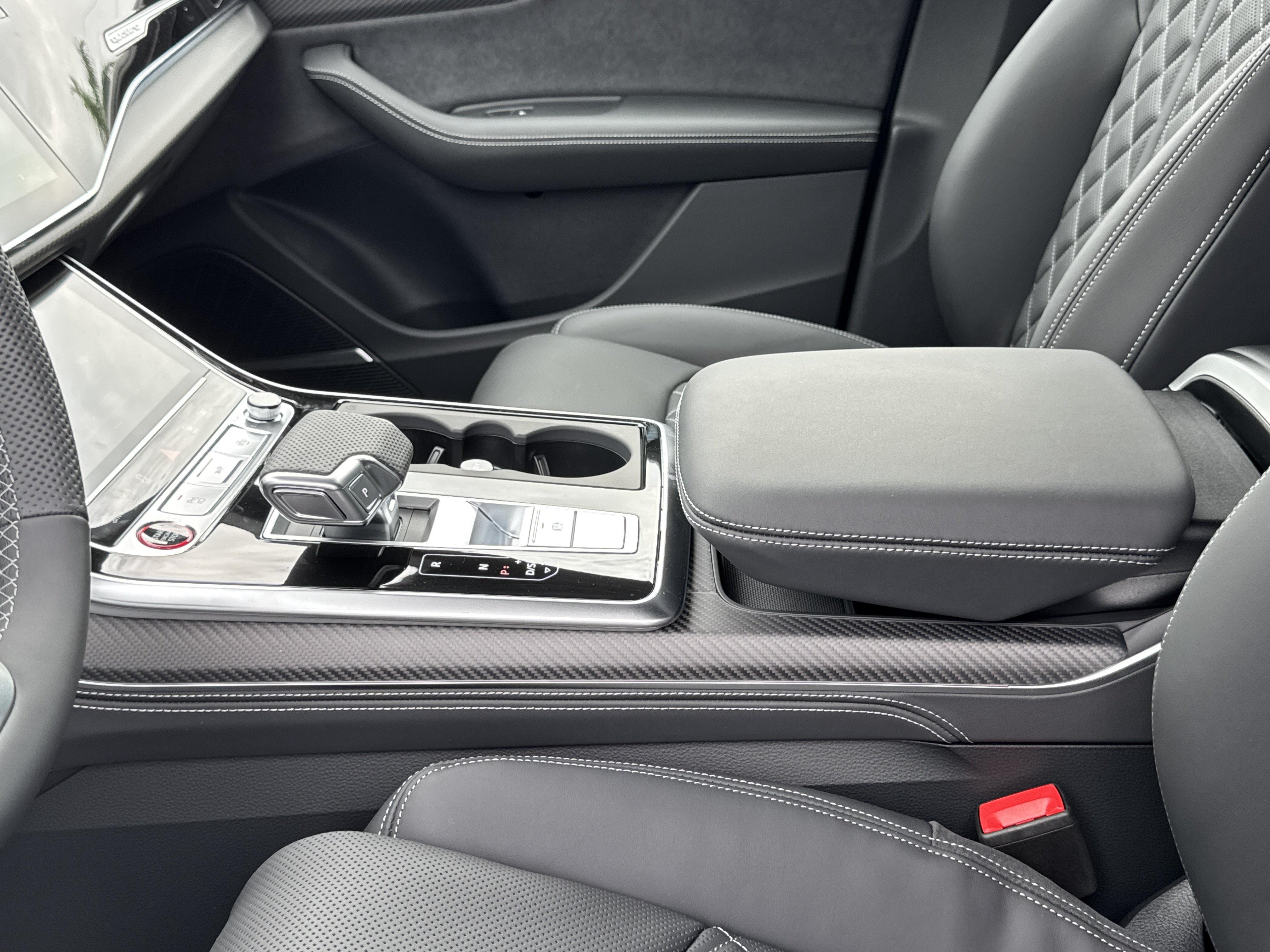 New 2026 Audi SQ8 Prestige AWD/4WD image 22