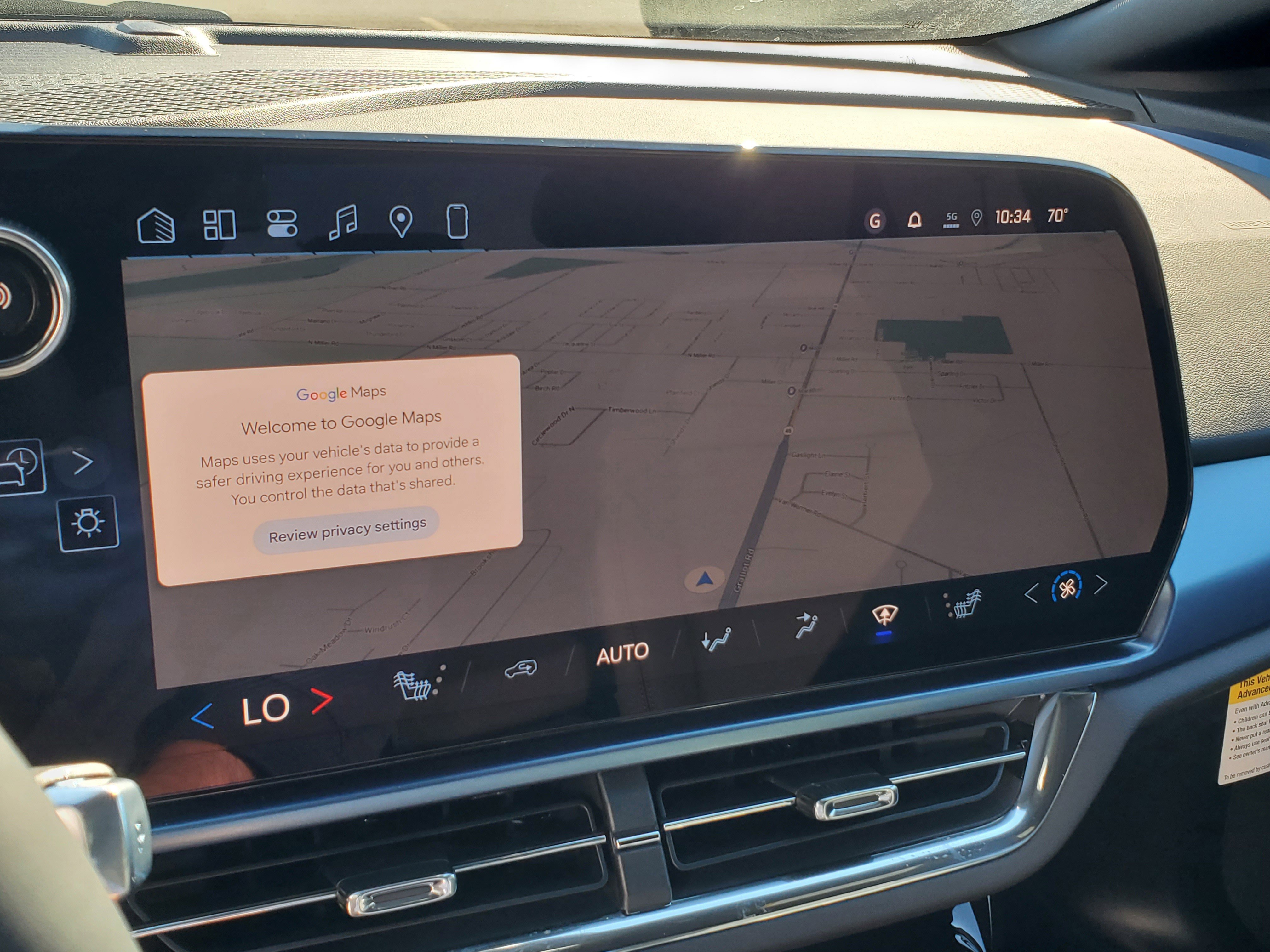 New 2026 Chevrolet Equinox EV LT image 18