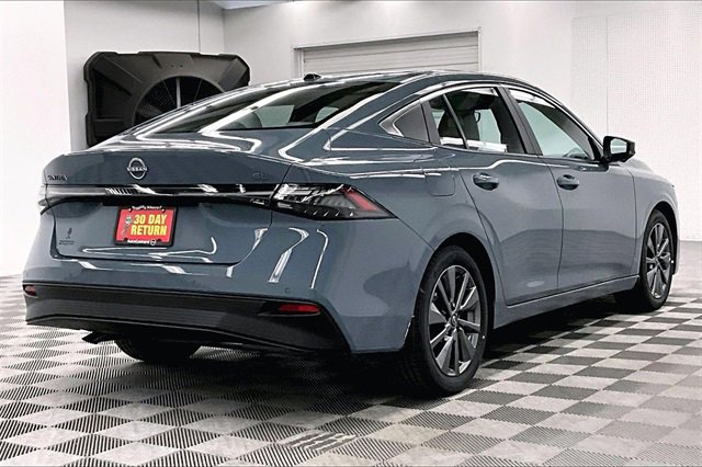 New 2026 Nissan Sentra SL image 16