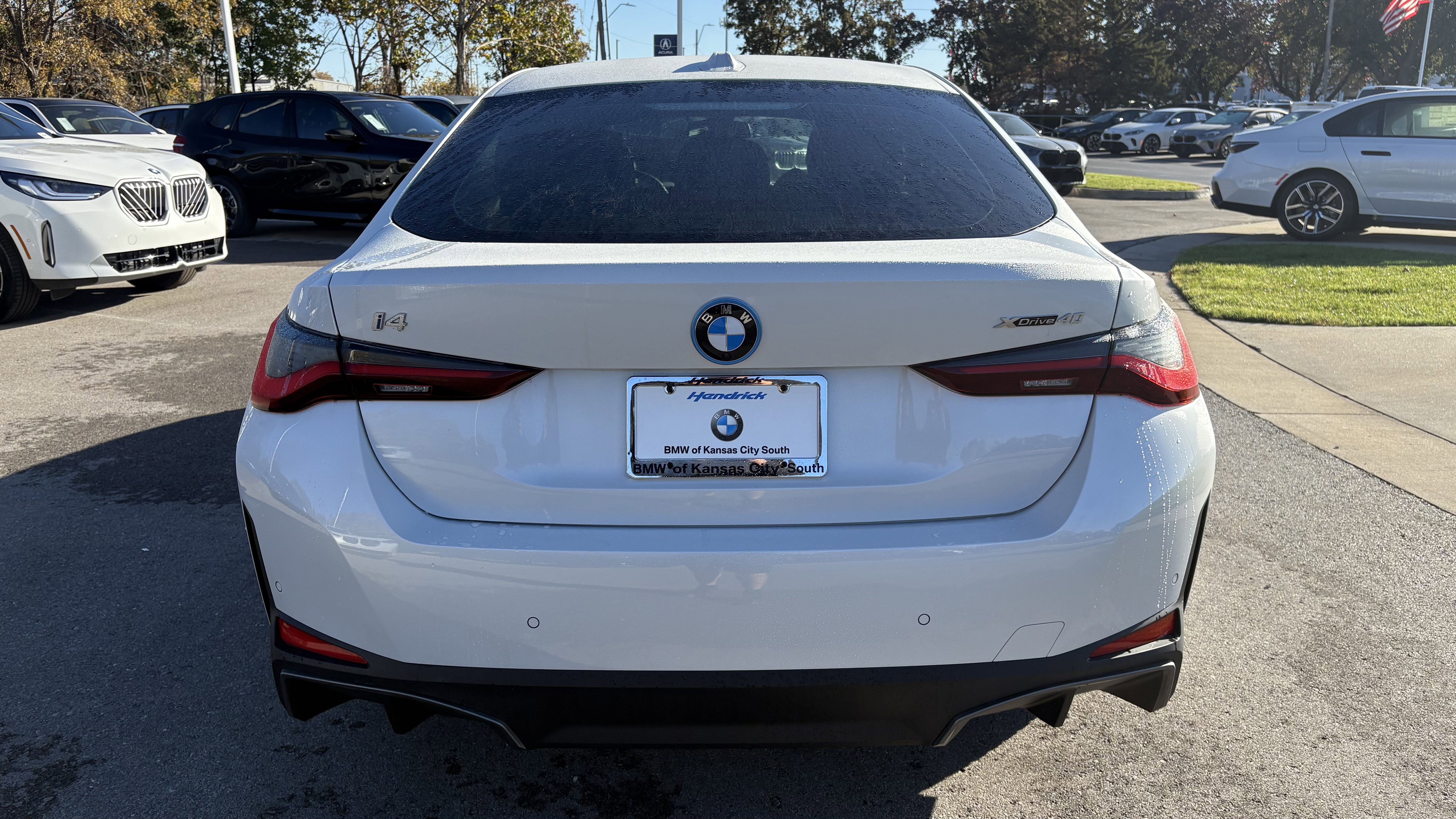 Used 2025 BMW i4 xDrive40i w/ Premium Package AWD/4WD image 9