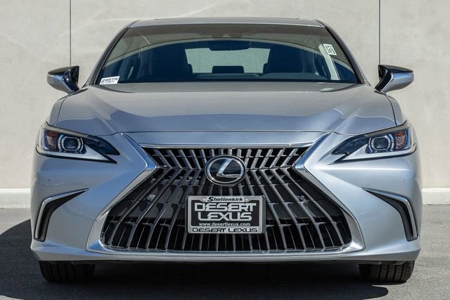 Used 2025 Lexus ES 300h w/ Premium Package image 2