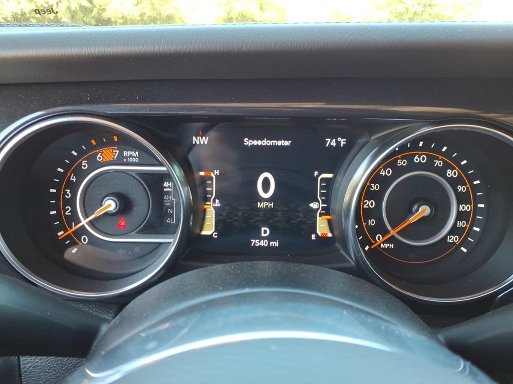 Used 2023 Jeep Wrangler Unlimited Rubicon 392 w/ Trailer Tow Package AWD/4WD image 37