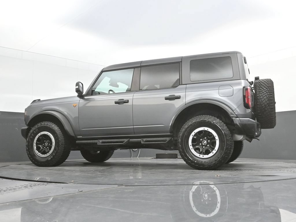 Used 2023 Ford Bronco Badlands w/ Sasquatch Package AWD/4WD image 36