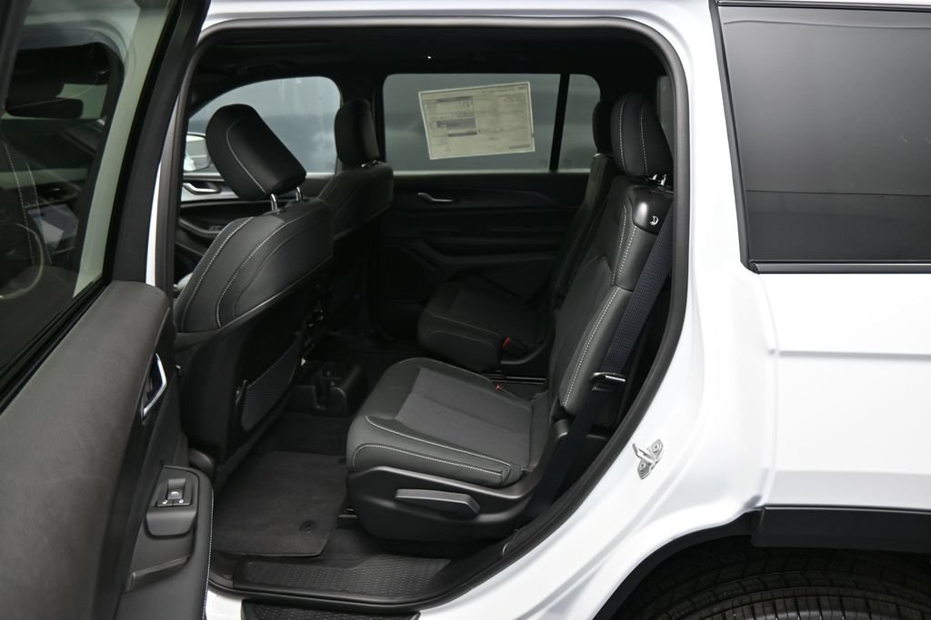 New 2027 Jeep Grand Cherokee L 4WD image 26