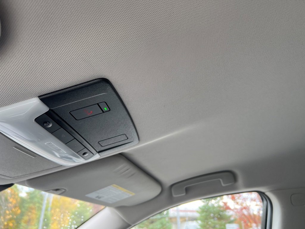 Used 2022 Nissan Pathfinder SV image 57