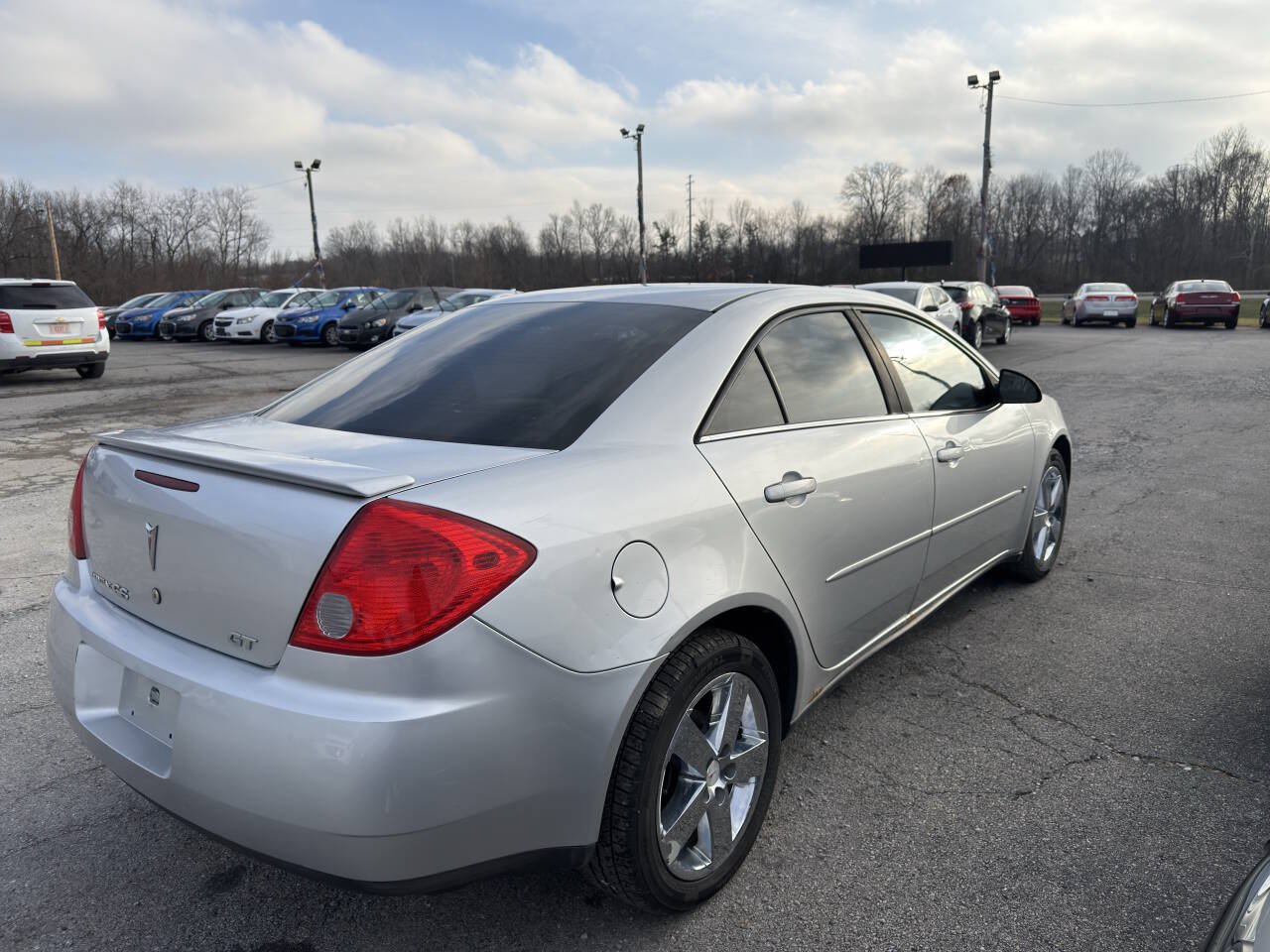 Used 2009 Pontiac G6 GT w/ Sun And Sound Plus Package FWD image 6