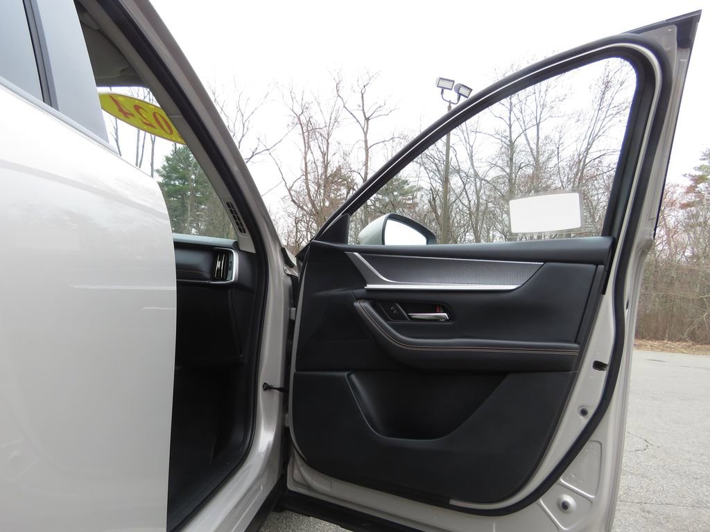Used 2024 MAZDA CX-90 Plug-In Hybrid w/ Preferred image 12