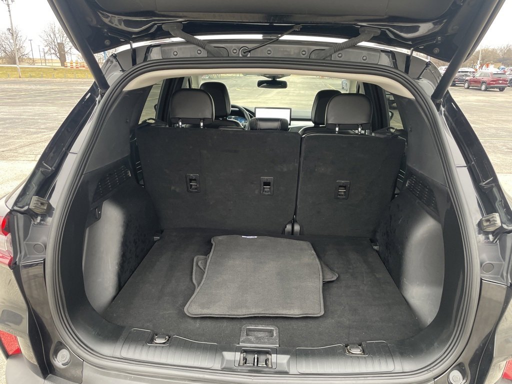 Used 2023 Ford Escape Platinum image 15