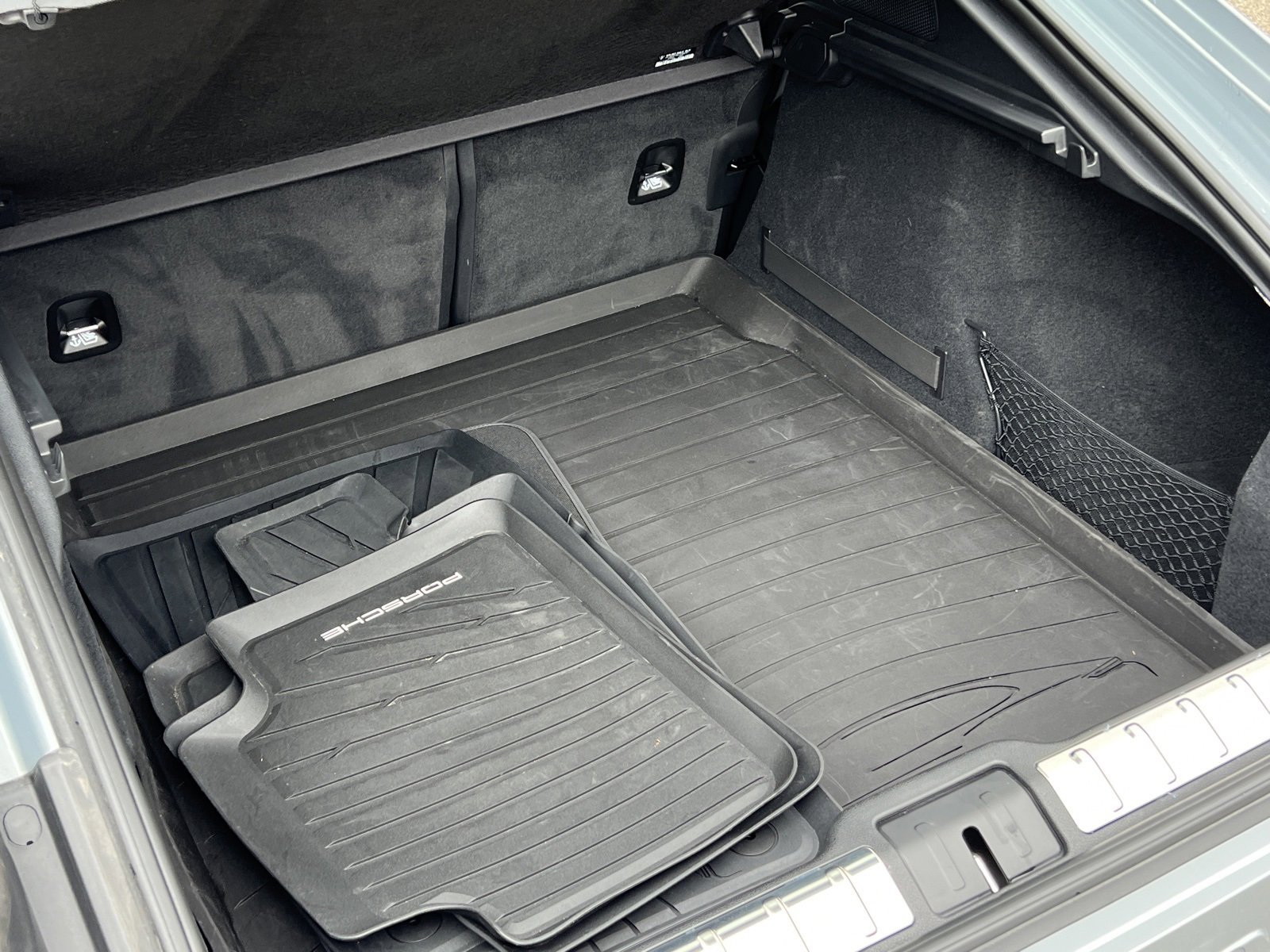 Certified 2025 Porsche Panamera 4 image 21