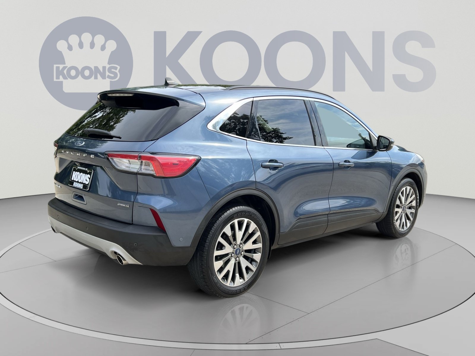 Used 2020 Ford Escape Titanium w/ Titanium Premium Package 2.0 AWD/4WD image 7