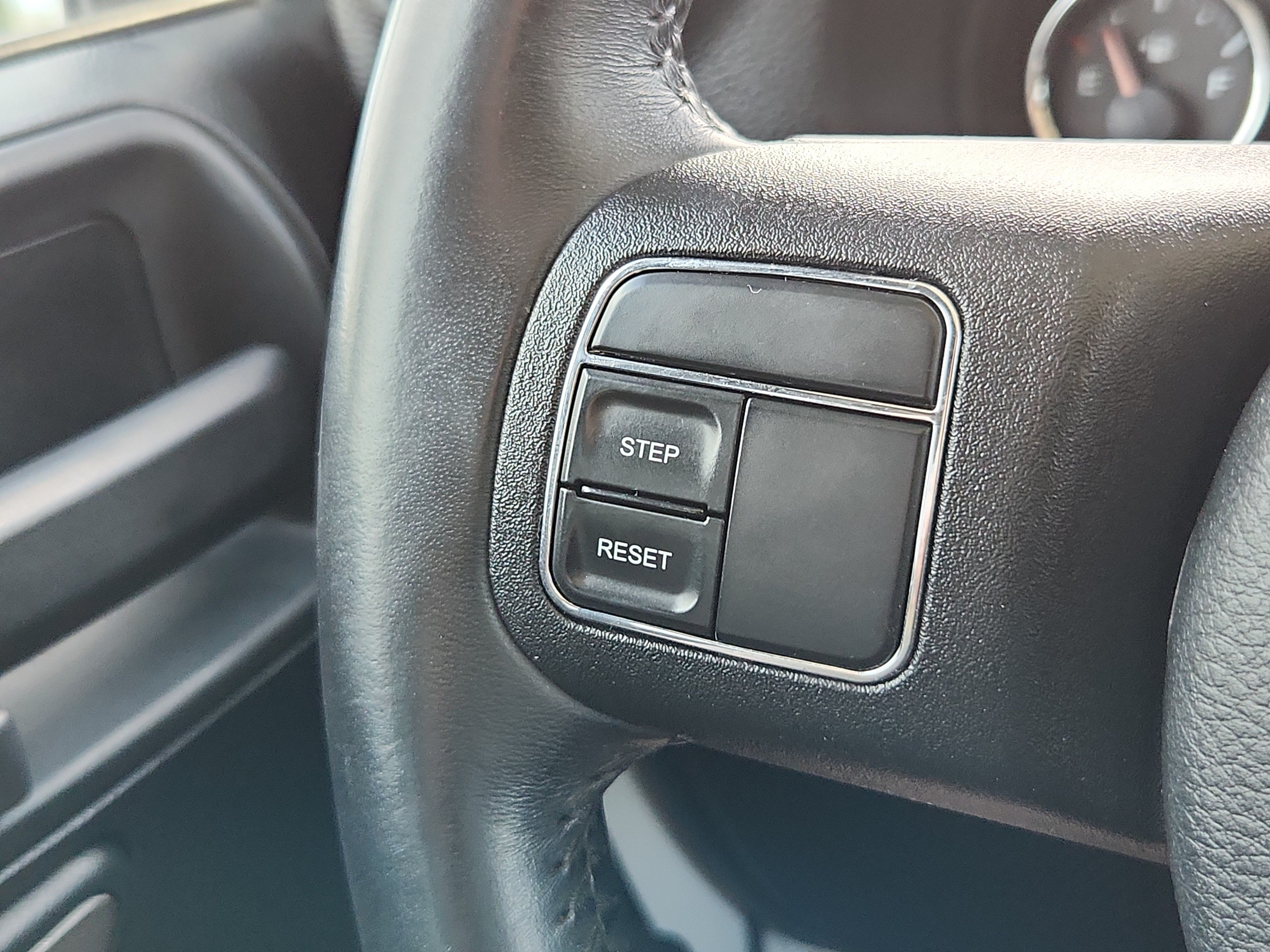 Used 2018 Jeep Wrangler Sport AWD/4WD image 19