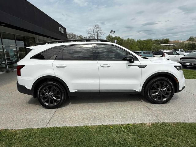 Used 2022 Kia Sorento SX Prestige w/ Rust Color Package AWD/4WD image 23