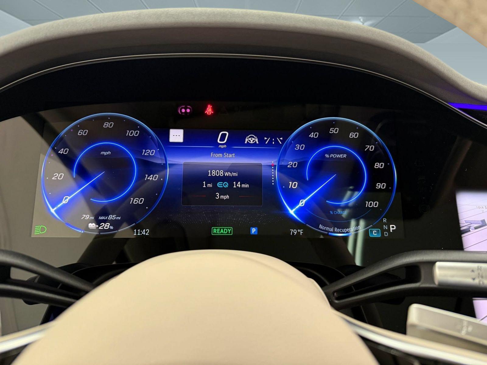 New 2027 Mercedes-Benz EQS 550 4MATIC SUV image 18