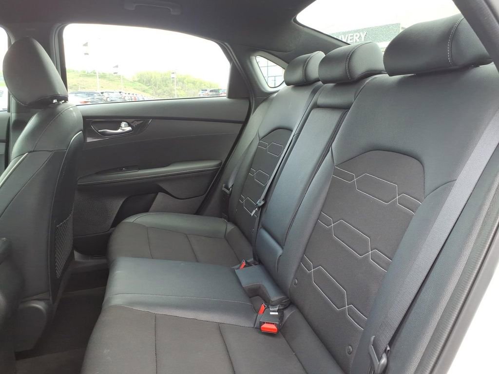 Used 2024 Kia Forte GT-Line FWD image 14