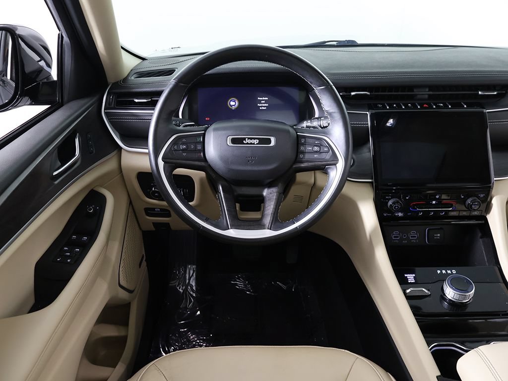 Used 2021 Jeep Grand Cherokee L Limited AWD/4WD image 40